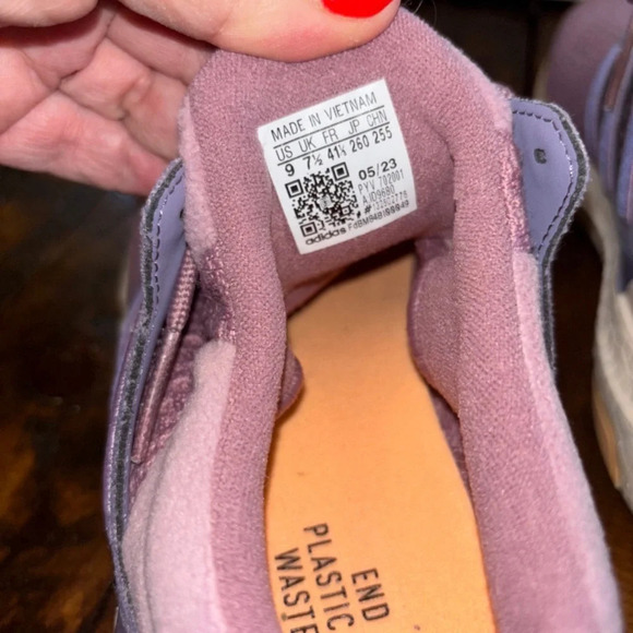 Adidas Ultraboost NIB - Picture 8 of 9